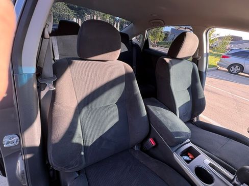 Used 2015 Nissan Altima 2.5 SV FWD image 11