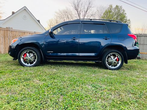 Used 2007 Toyota RAV4 Limited FWD image 10