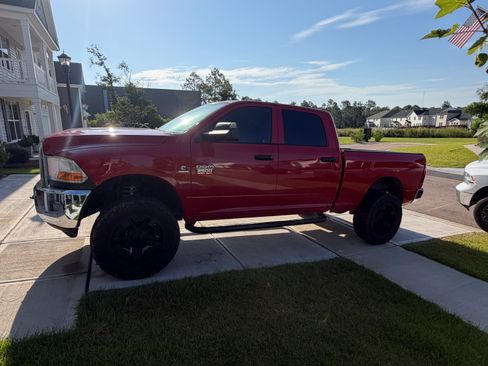 Used 2010 Dodge Ram 2500 Truck ST w/ ST Popular Equipment Group AWD/4WD image 6