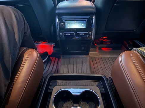 Used 2020 Lincoln Aviator Grand Touring w/ Equipment Group 302A image 18