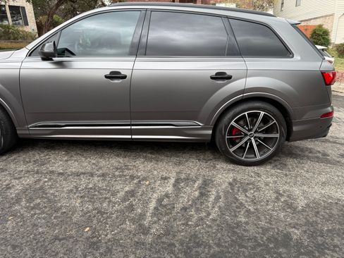 Used 2022 Audi SQ7 Prestige image 5