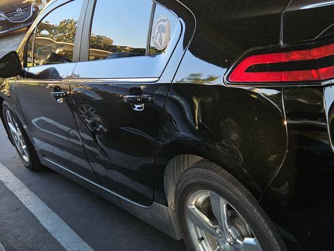 Used 2012 Chevrolet Volt Premium w/ Premium Trim Package image 5