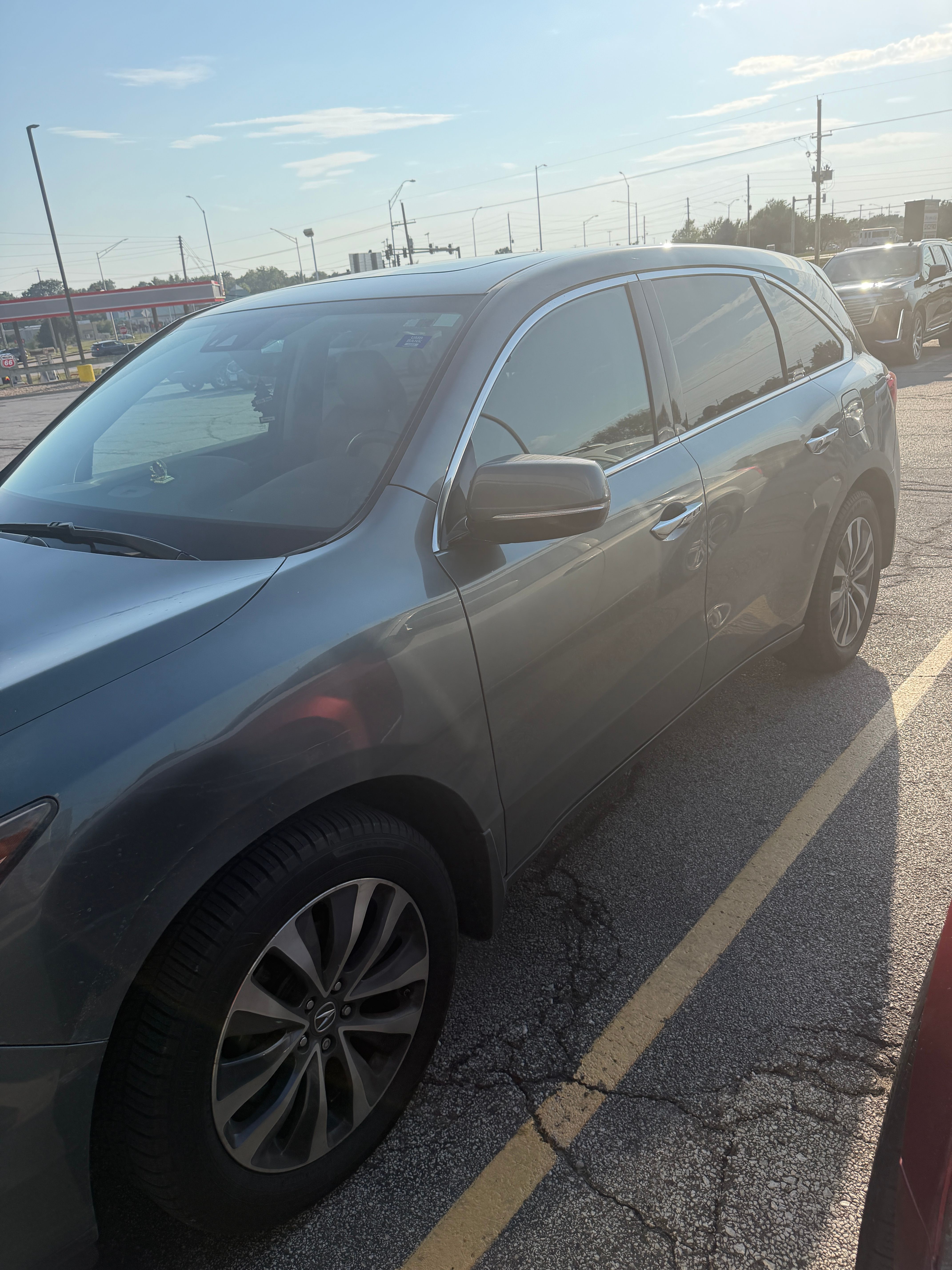 Used 2016 Acura MDX w/ Technology Package AWD/4WD image 4