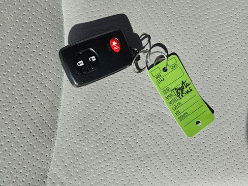 Used 2010 Toyota Prius Five image 14