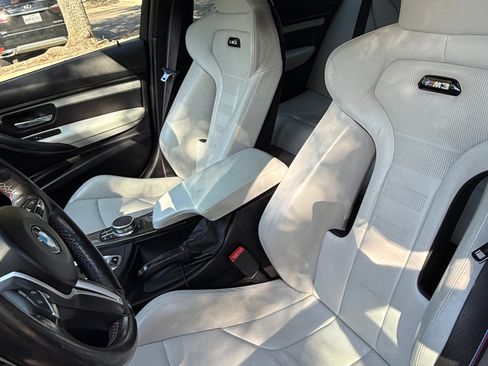 Used 2018 BMW M3 CS RWD image 12