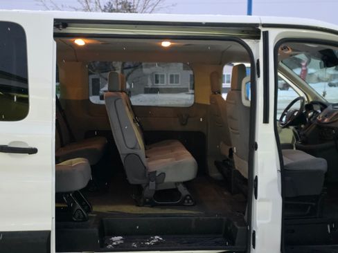Used 2019 Ford Transit 350 XLT image 24