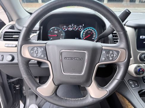 Used 2017 GMC Yukon XL Denali w/ Open Road Package AWD/4WD image 13