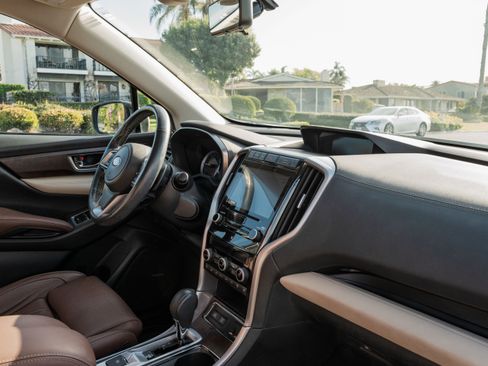 Used 2021 Subaru Ascent Touring w/ Popular Package #2 image 10