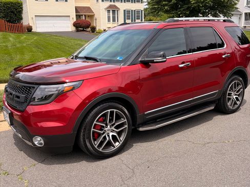 Used 2013 Ford Explorer XLT AWD/4WD image 5