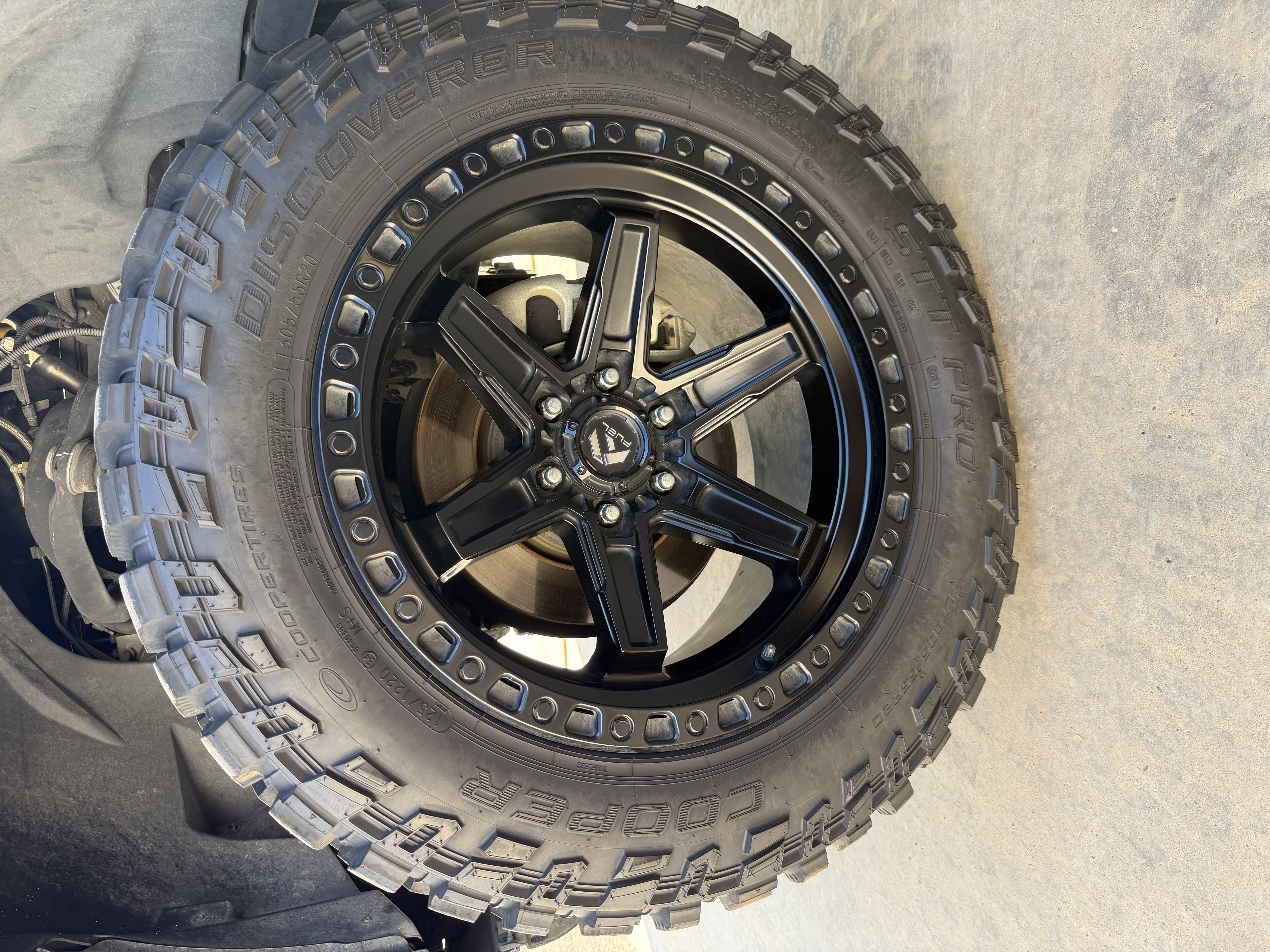 Used 2018 Ford F150 Platinum w/ Equipment Group 701A Luxury AWD/4WD image 11