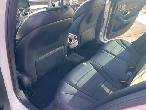 Used 2017 Mercedes-Benz C 300 Sedan image 10