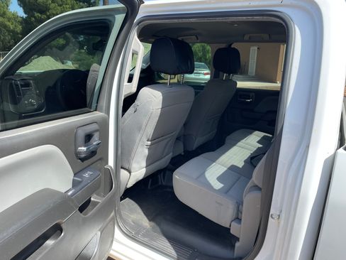 Used 2018 Chevrolet Silverado 1500 W/T w/ WT Convenience Package AWD/4WD image 14