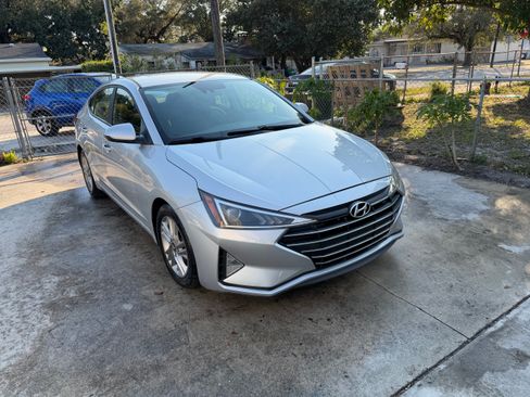 Used 2019 Hyundai Elantra SEL w/ Cargo Package image 2