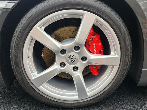 Used 2018 Porsche 718 Cayman S image 26