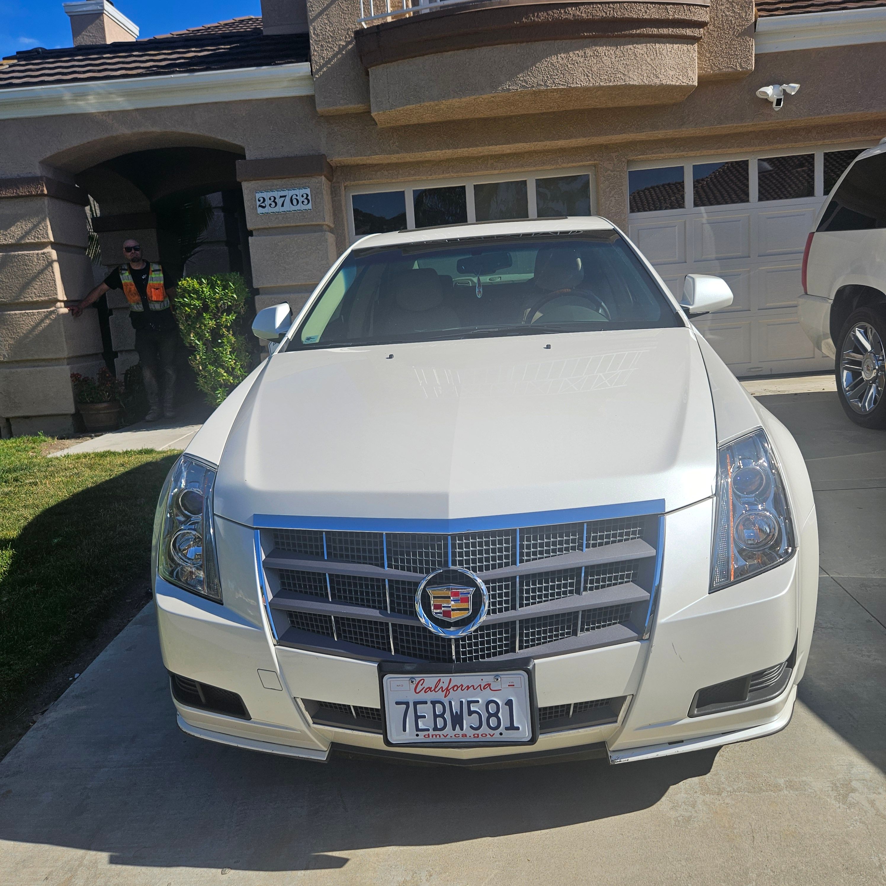Used 2011 Cadillac CTS Luxury RWD image 1