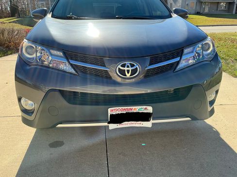 Used 2013 Toyota RAV4 XLE image 9