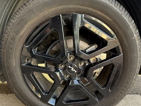 Used 2024 Kia Telluride SX X-Line image 15