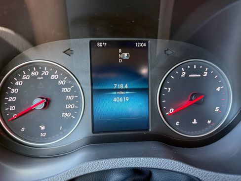 Used 2022 Mercedes-Benz Sprinter 2500 image 12