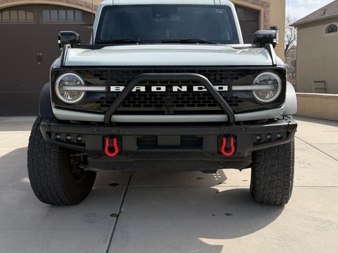 Used 2021 Ford Bronco Wildtrak image 2