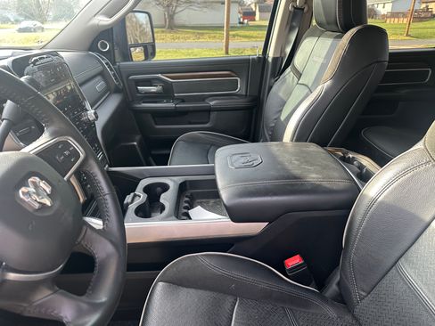 Used 2024 RAM 3500 Laramie image 4