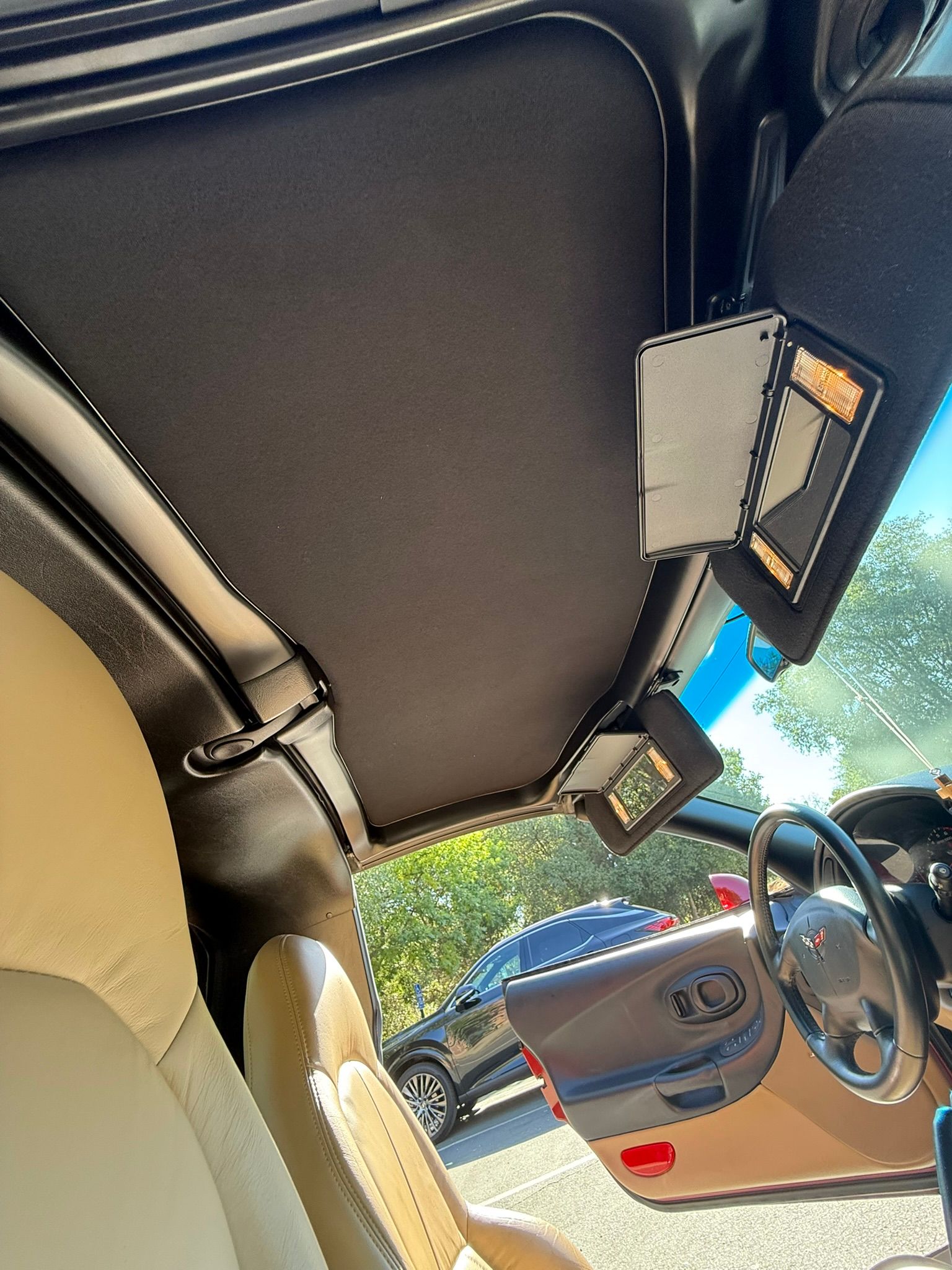 Used 1998 Chevrolet Corvette Coupe RWD image 22