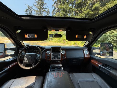 Used 2015 Ford F350 King Ranch w/ FX4 Off-Road Package AWD/4WD image 4