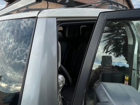 Used 2012 Toyota FJ Cruiser 4WD w/ Convenience Pkg image 10