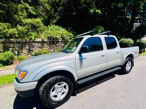 Used 2003 Toyota Tacoma PreRunner RWD image 1