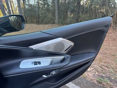 Used 2023 Chevrolet Corvette Stingray Premium Cpe w/ Z51 Performance Package image 16