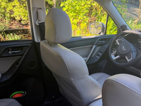 Used 2017 Subaru Forester 2.5i Limited w/ Popular Package #2 image 19