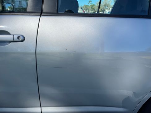 Used 2011 Nissan Versa 1.8 S image 15