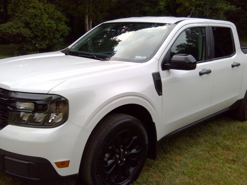 Used 2023 Ford Maverick XLT w/ XLT Luxury Package FWD image 1
