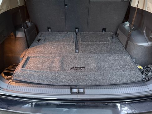 Used 2021 Volkswagen Tiguan S image 22