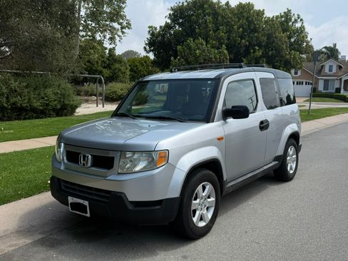Used 2010 Honda Element EX image 2