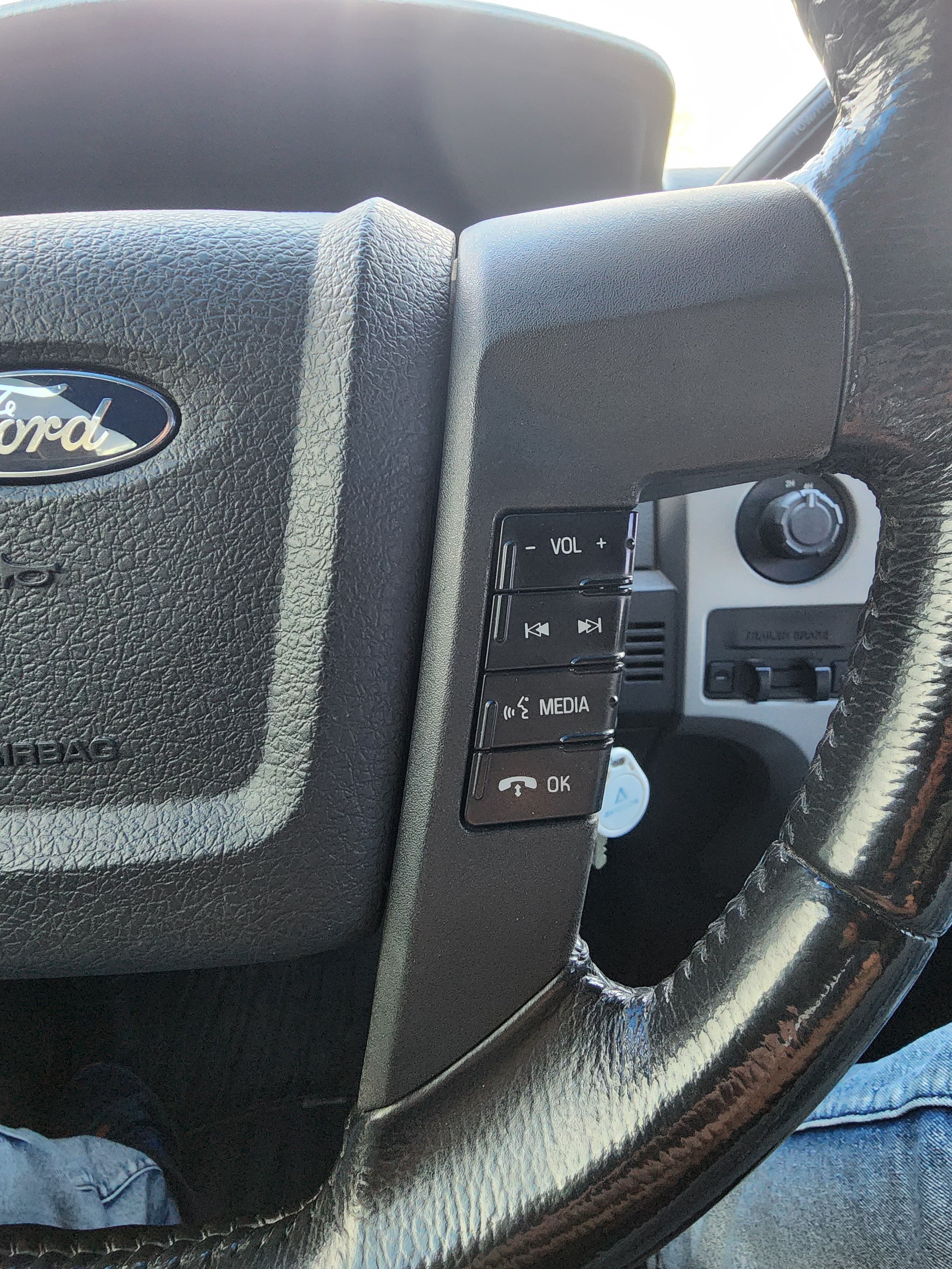 Used 2011 Ford F150 XLT w/ XLT Chrome Pkg AWD/4WD image 24
