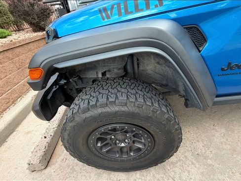 Used 2023 Jeep Wrangler Unlimited Sport AWD/4WD image 8