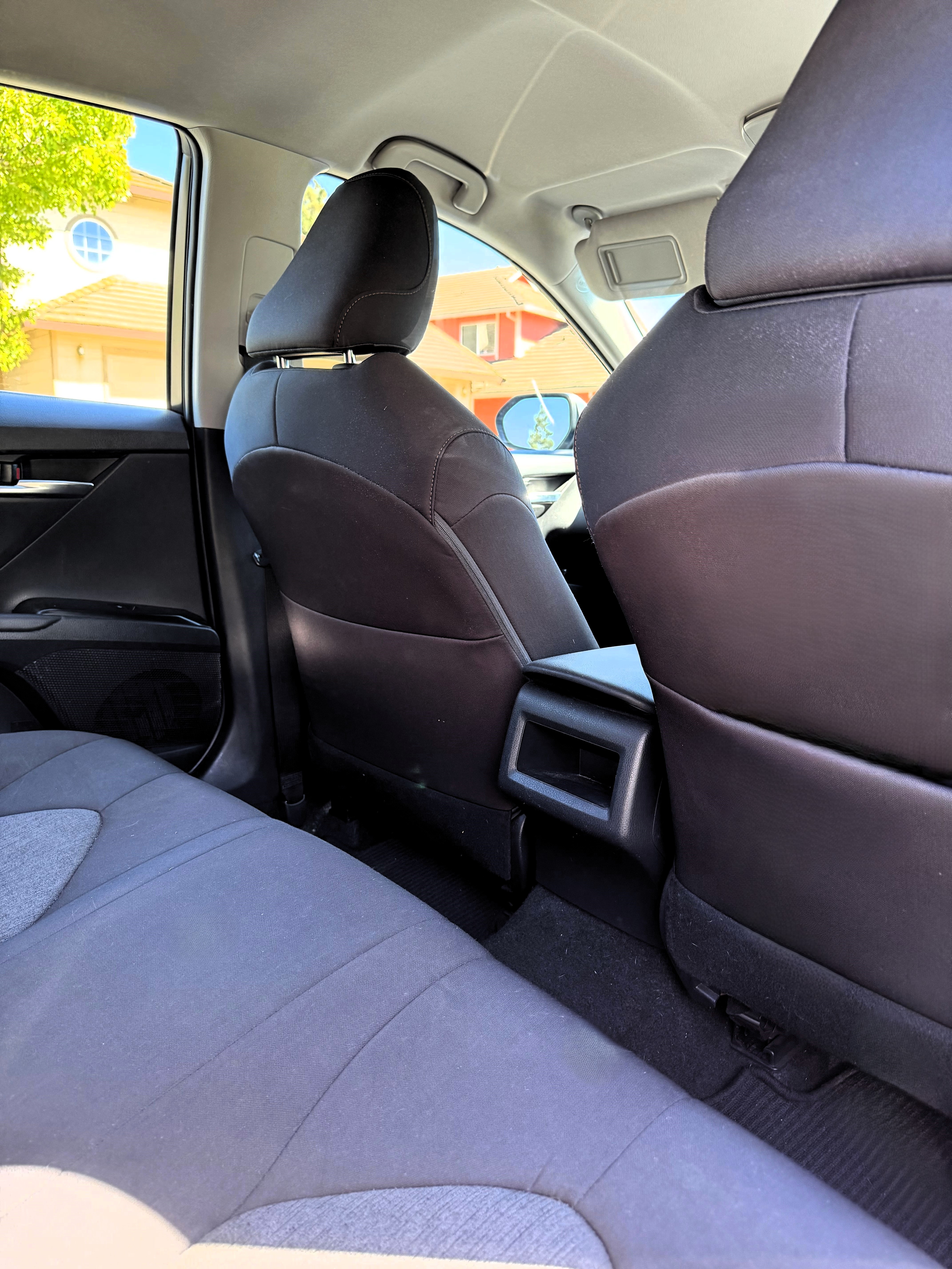 Used 2018 Toyota Camry LE FWD image 13