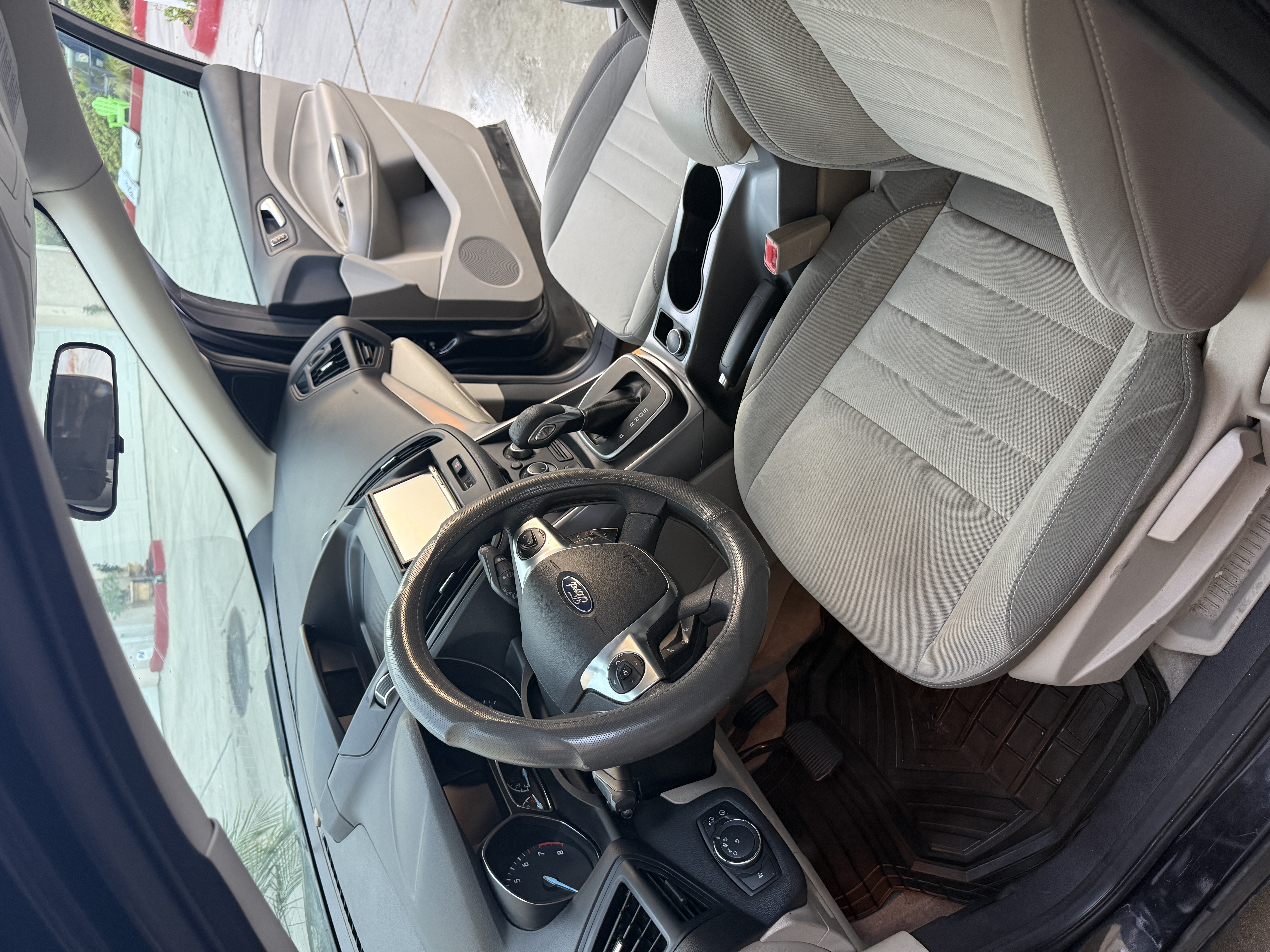 Used 2013 Ford Escape SE FWD image 14