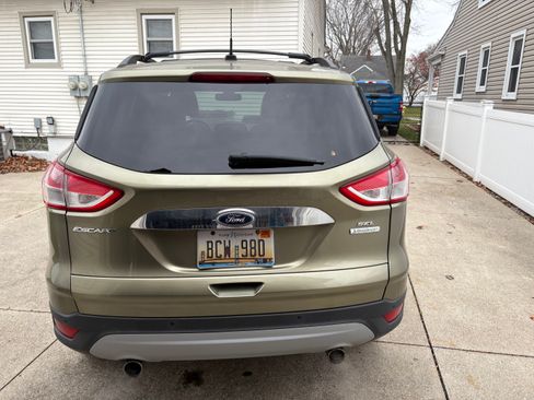 Used 2013 Ford Escape SEL image 12