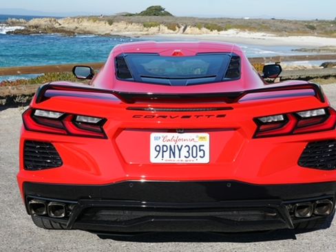 Used 2024 Chevrolet Corvette Stingray Coupe w/ Z51 Performance Package image 4