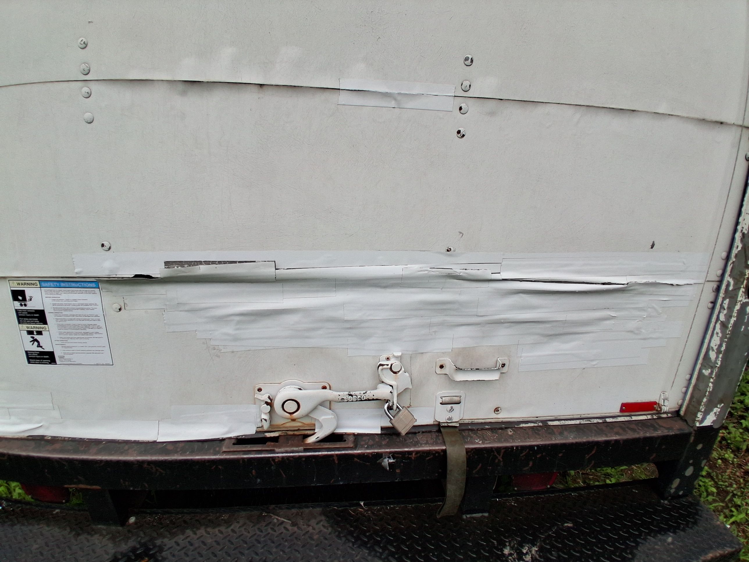 Used 1999 Chevrolet Express 3500 RWD image 10