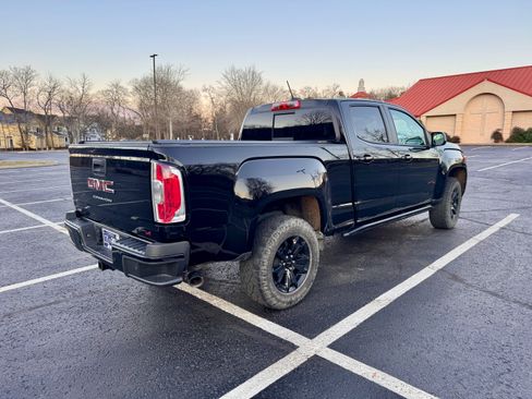 Used 2022 GMC Canyon AT4 image 9