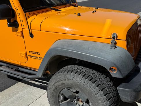 Used 2013 Jeep Wrangler Unlimited Sport AWD/4WD image 2
