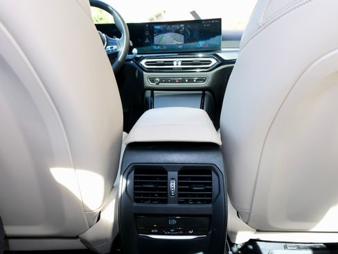 Used 2023 BMW 230i Coupe w/ Premium Package RWD image 25
