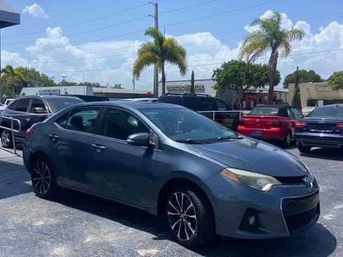 Used 2014 Toyota Corolla S FWD image 4
