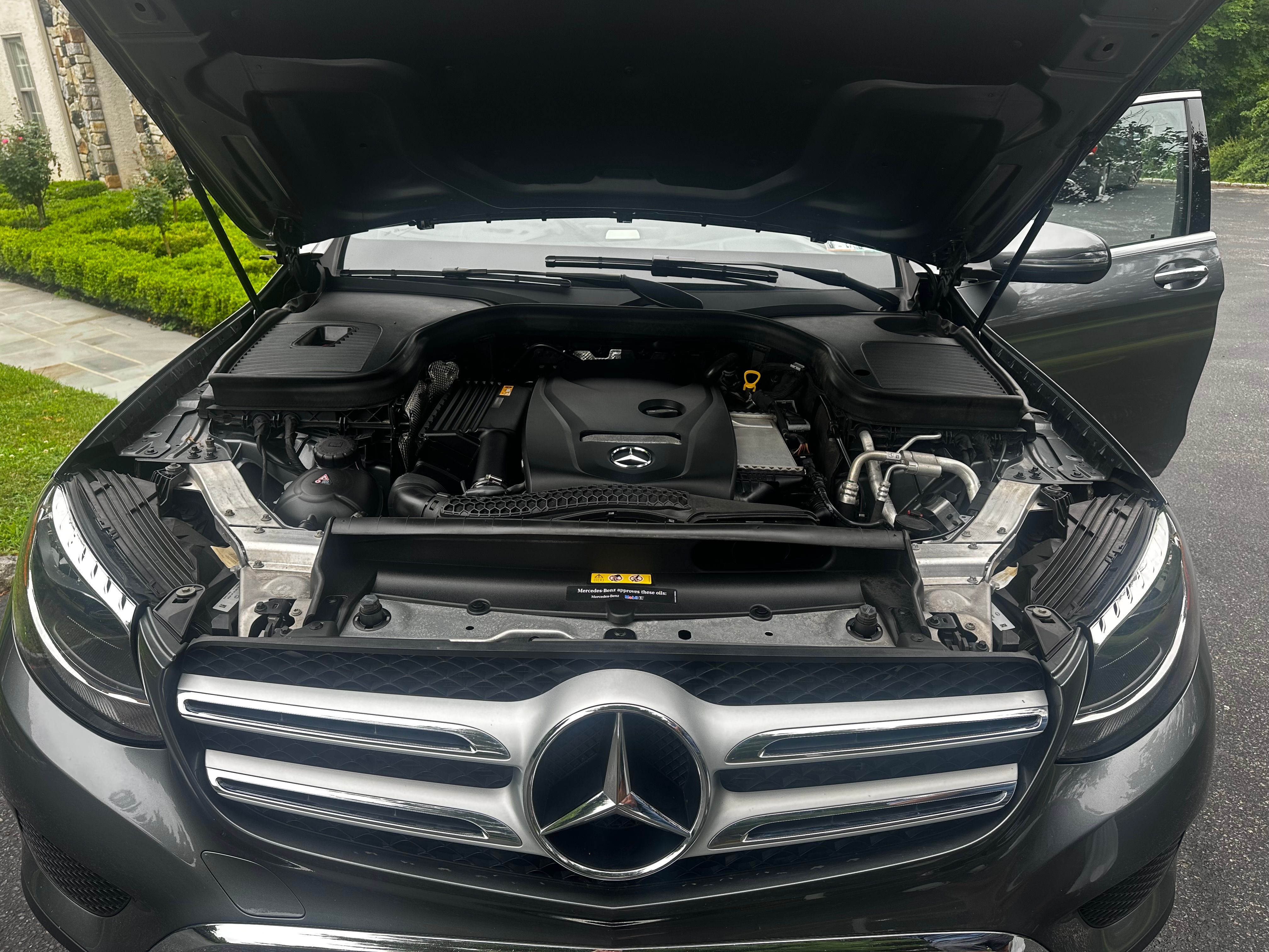 Used 2018 Mercedes-Benz GLC 300 4MATIC image 8