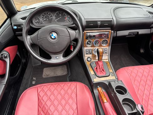 Used 2001 BMW Z3 2.5i RWD image 12