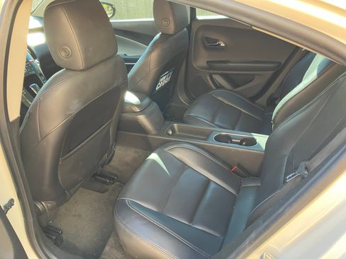 Used 2012 Chevrolet Volt Premium w/ Premium Trim Package image 13