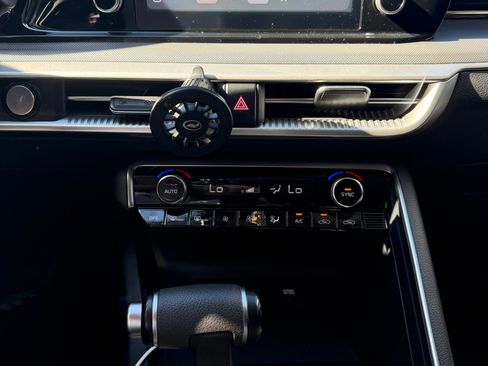 Used 2021 Kia K5 LXS image 13