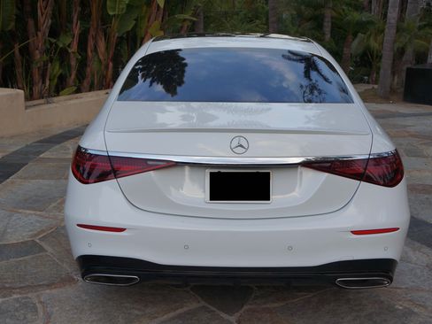 Used 2024 Mercedes-Benz S 580e 4MATIC Sedan image 8